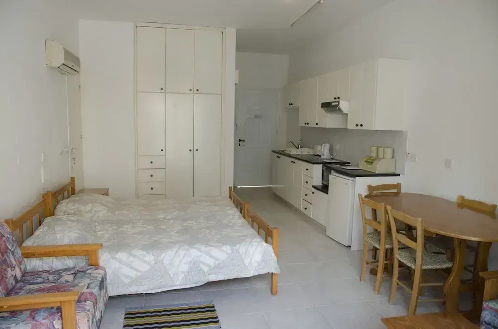 Kozis Hotel Apartments