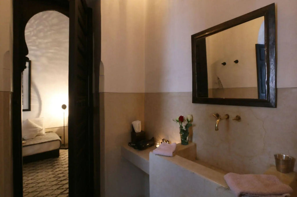 Riad Azzouna 13