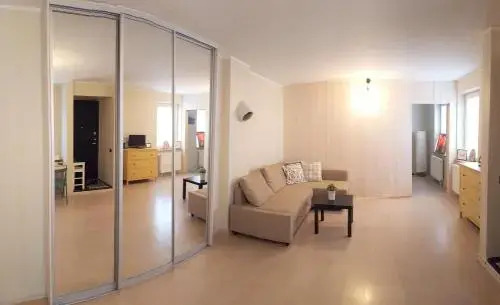 Igo Apartment Townhall