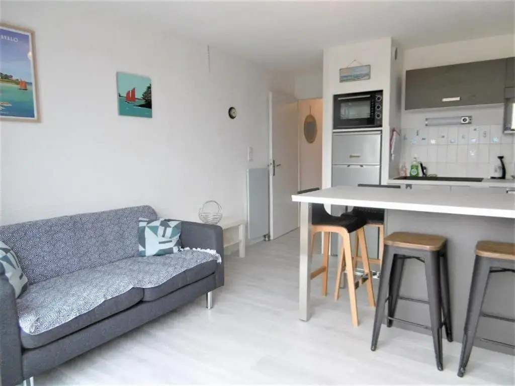Appartement YOUN - à 500 m de la plage WIFI