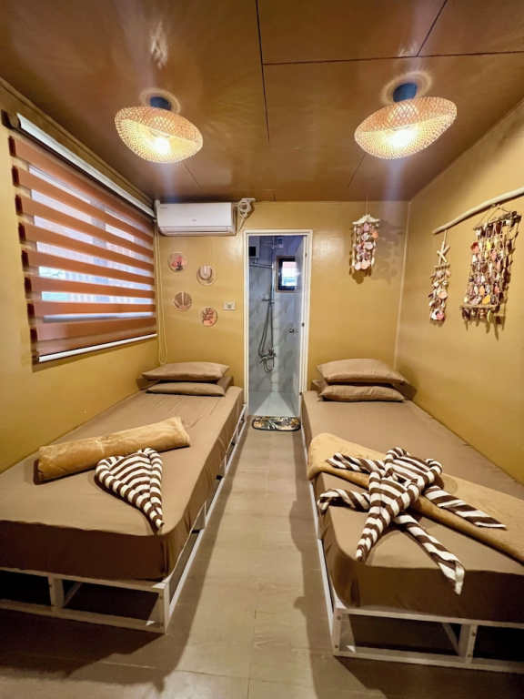 L Casa