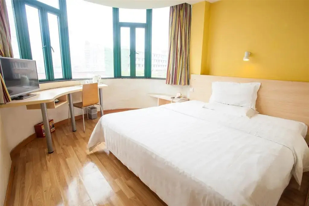 7Days Inn Shenzhen Xue Fu Dong Road