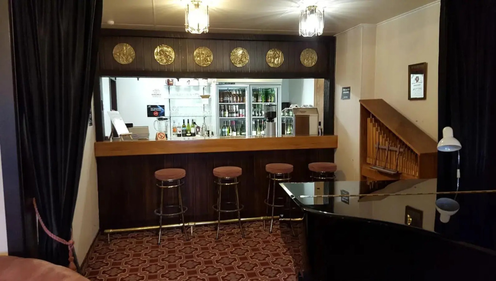 Foveaux Hotel