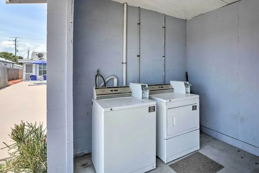 Surfside Oceanfront Cottage w/ Beach Access!
