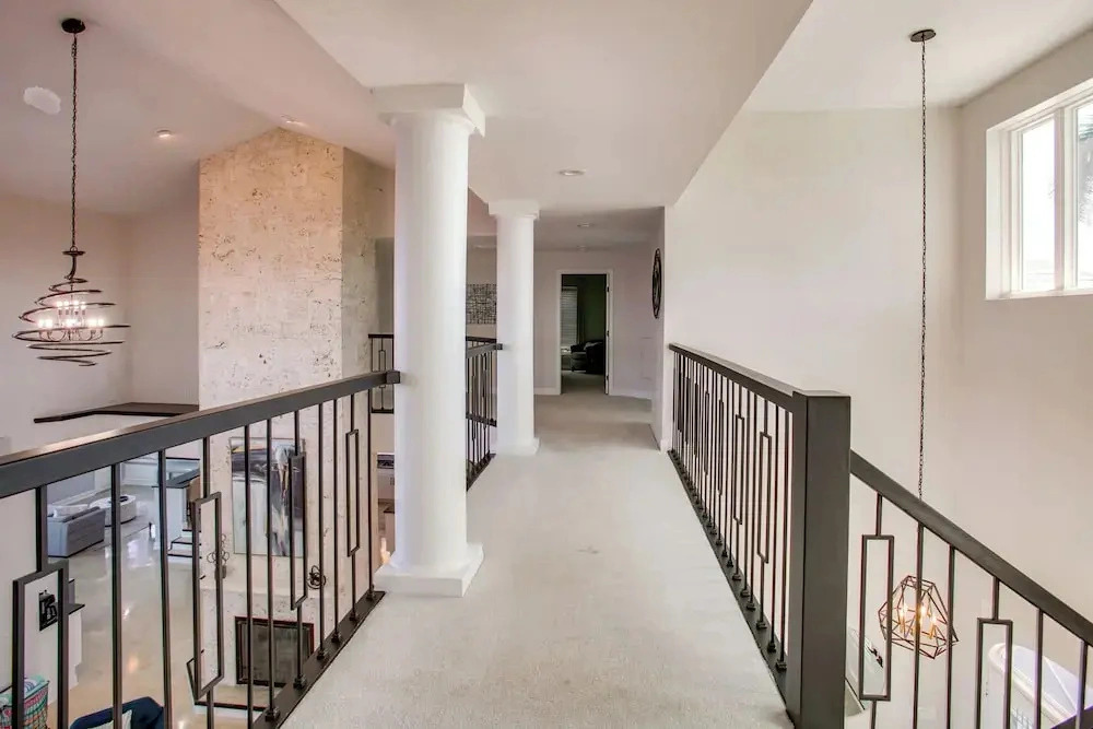 Riverfront Fort Myers Luxury Home w/ Heated Pool