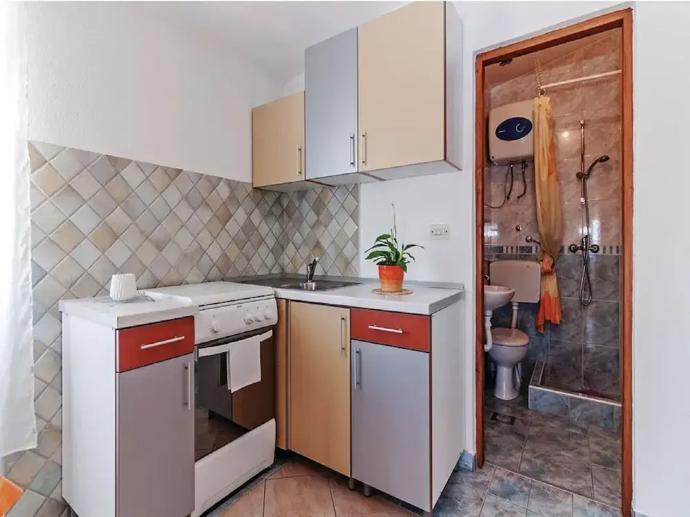 Apartments Hak - One Bedroom Apartment With Balcony