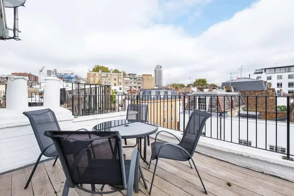Elegant 3-bed House W/terrace Near Harrods