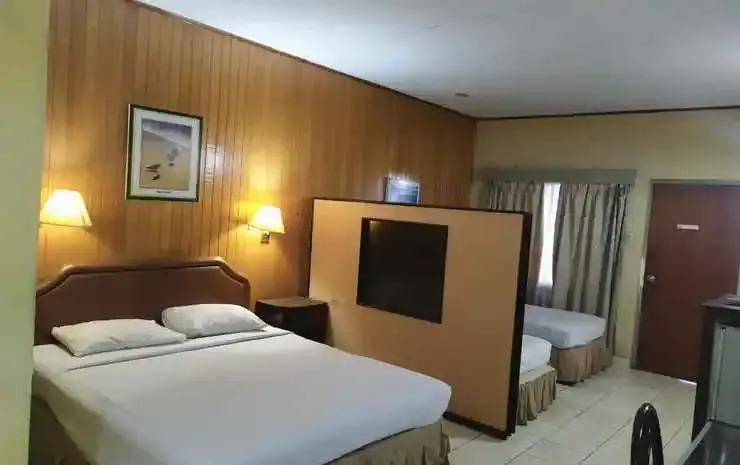 Merak Beach Hotel