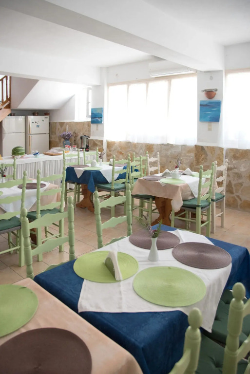 Londos Hotel