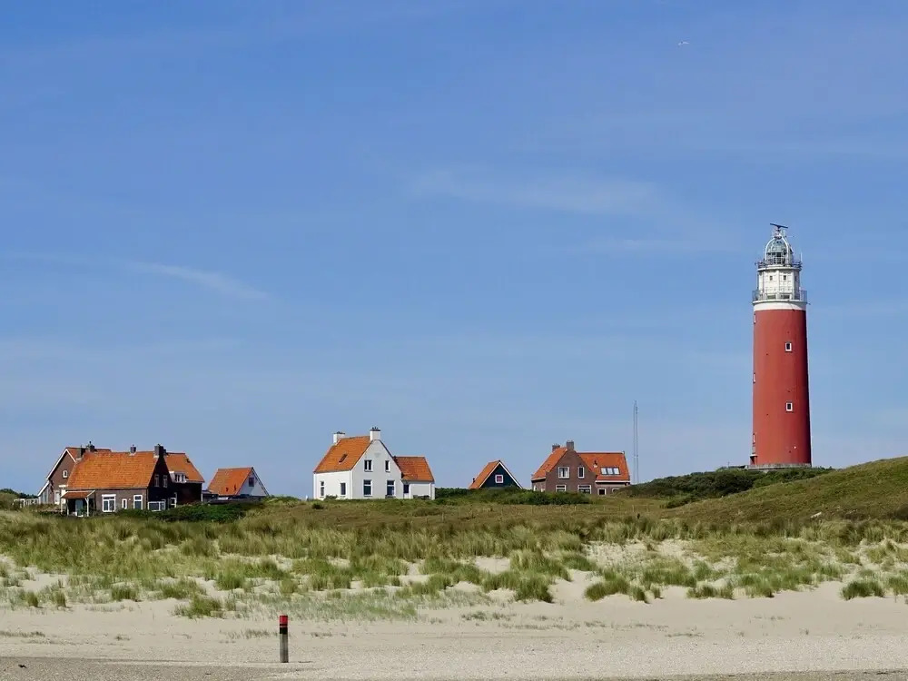 Modern hotel suite, a stone's throw from the sea on Texel