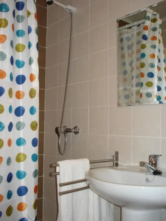 Book Jet - Las Lomas Sunny Holiday Homes