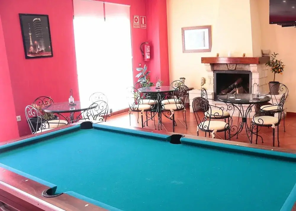 Hotel Almazara