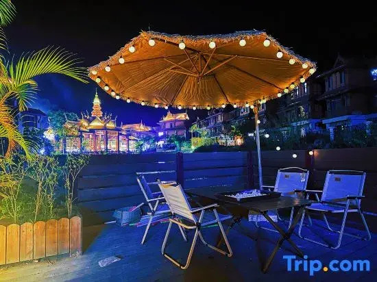 Shuangyu Homestay (Mangshi Yi Nationality Ancient Town)