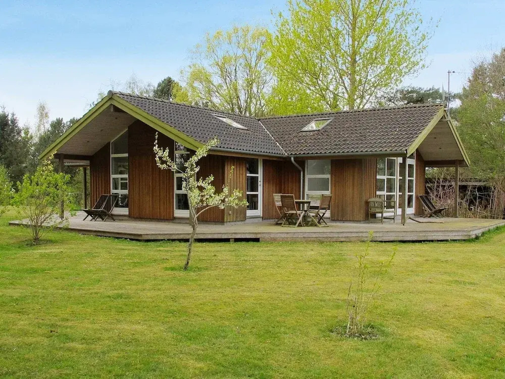 Boutique Holiday Home in Askeby With Coast Near