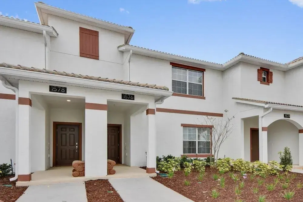 Charming Vacation Townhome with Pool CG1576