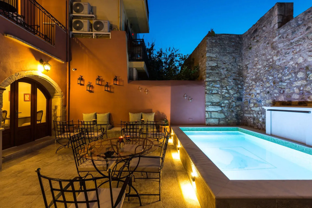 Phaedra Suites