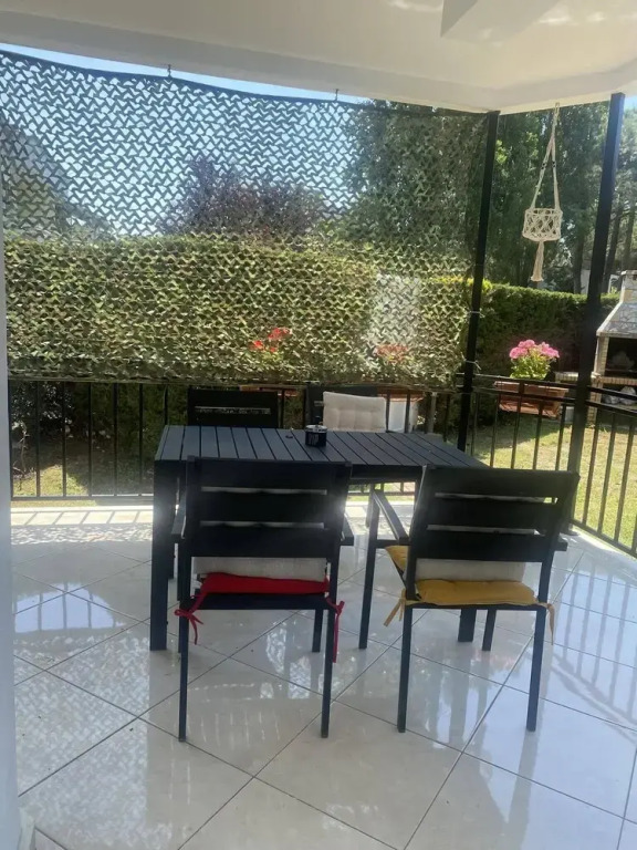 Durres 2-beds, Garden, Parking, 100m to Beach