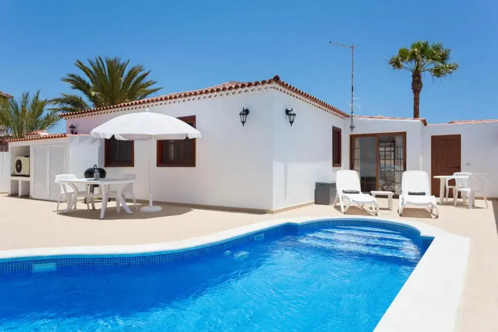 CASA BRANSFORD, Excellent, Sunny House with Private Heated Pool