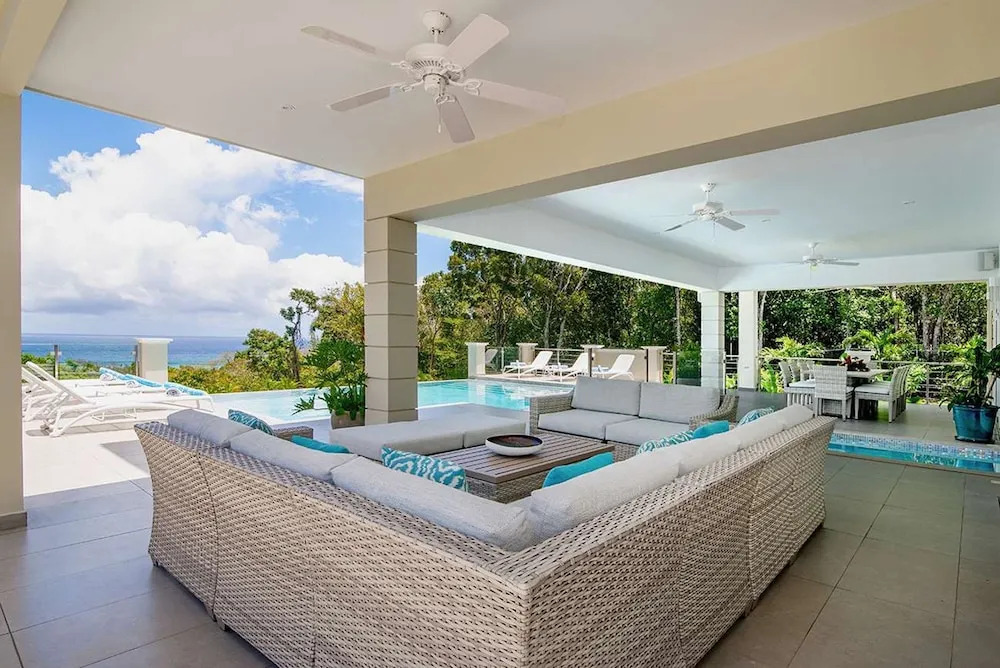 Contemporary 6BR Villa Sea Views Infinity Pool Resort Access
