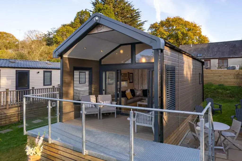 The Escape Luxury Pod Close To Beach