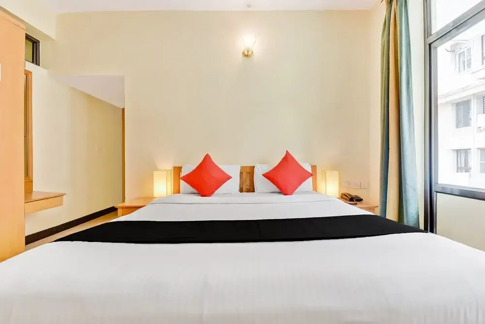 Capital O 49932 Orchard Suites