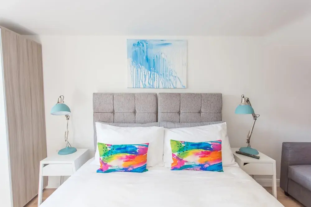 Spacious Comfortable 2 Bed Apartments in Oxford, Free Parking, OX2 Easy Access to City Centre & Hospitals