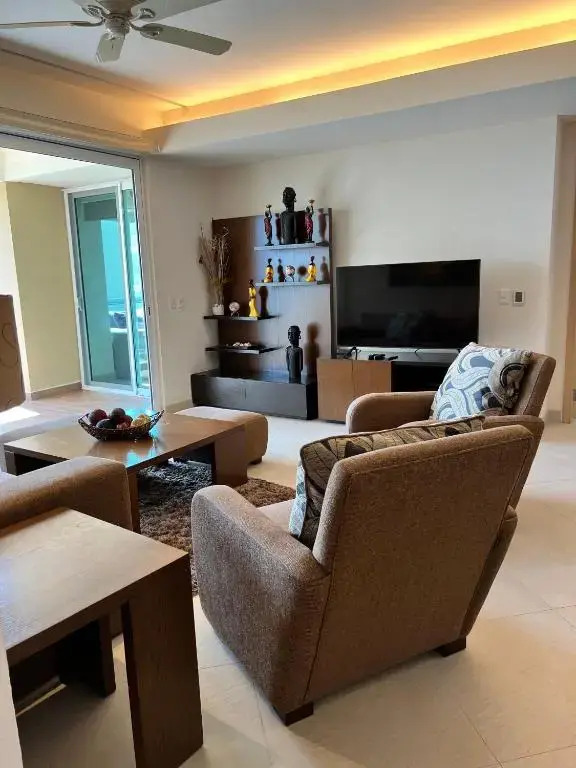 Luxury Beachfront Condo at Del Canto Residences - Amazing Views