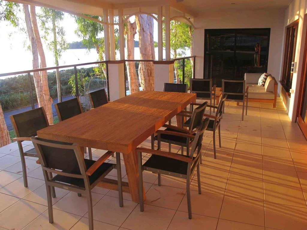 Seascape Luxury Beachfront House