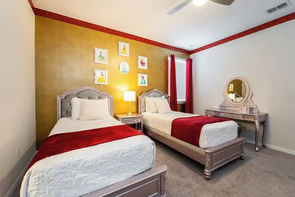 Stunning Sunsets & Private Pool 7BD