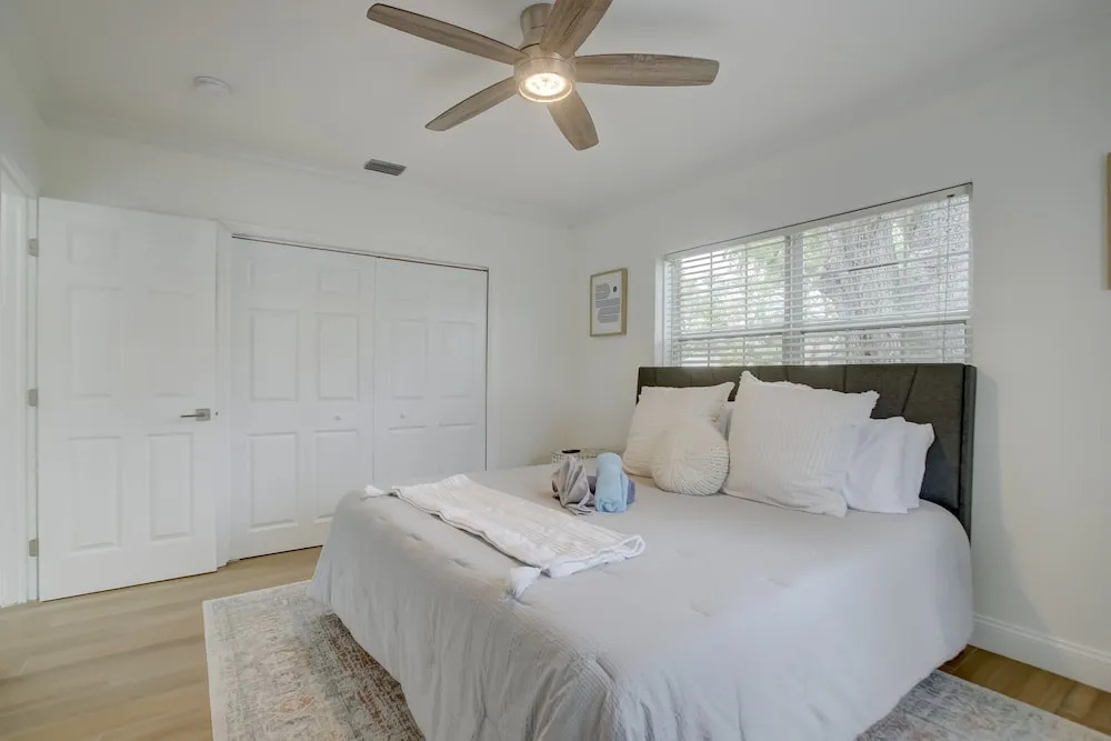 Madrina's Cozy 3BR-1BA Spacious Backyard