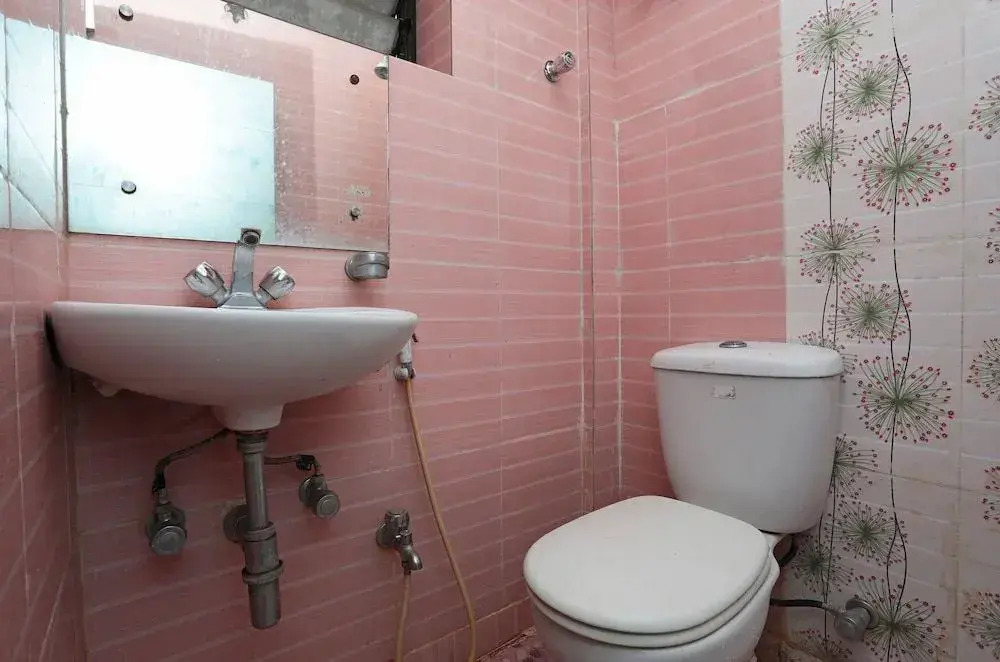 OYO 26143 Hotel Abedin