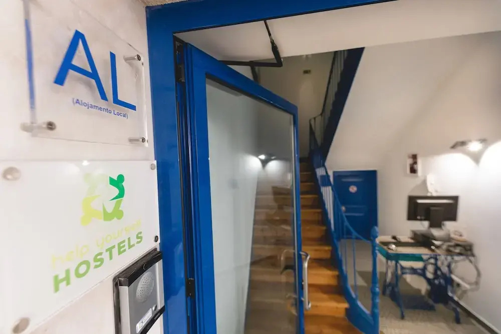 Help Yourself Hostels - Parede
