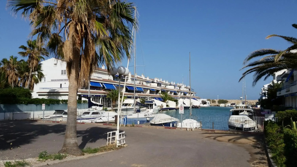 Apartamentos El Puerto