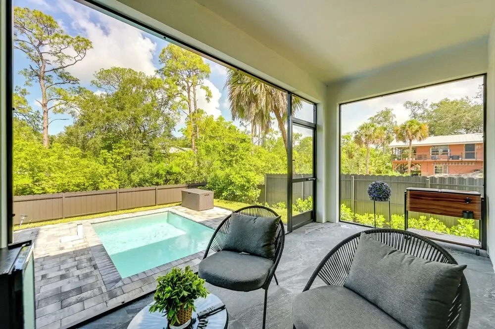 3 Mi to Naples Beach: Chic Group Getaway w/ Pools!