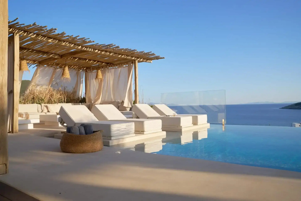 Monogram Travel Antiparos