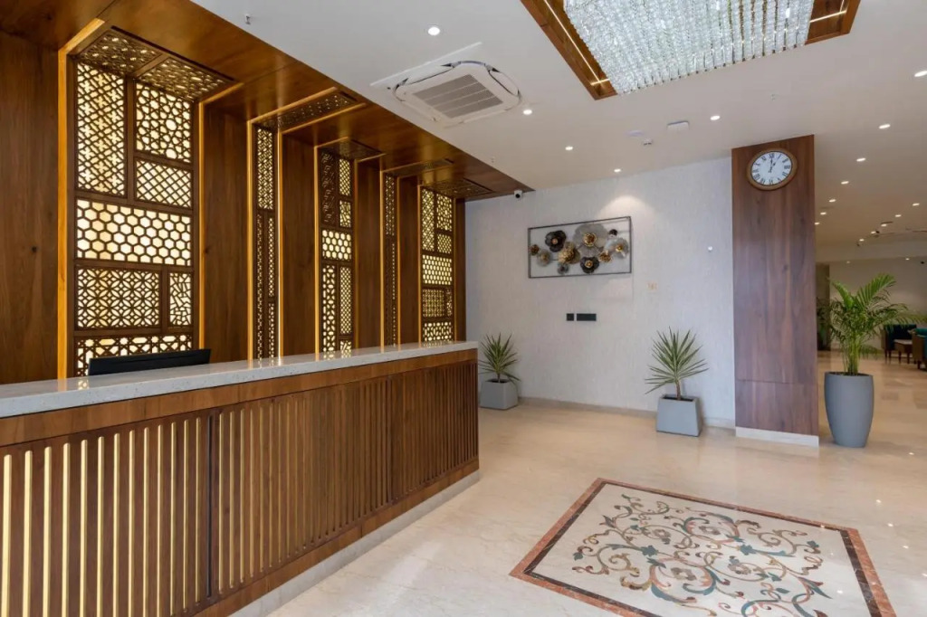 Hotel Regal Grand