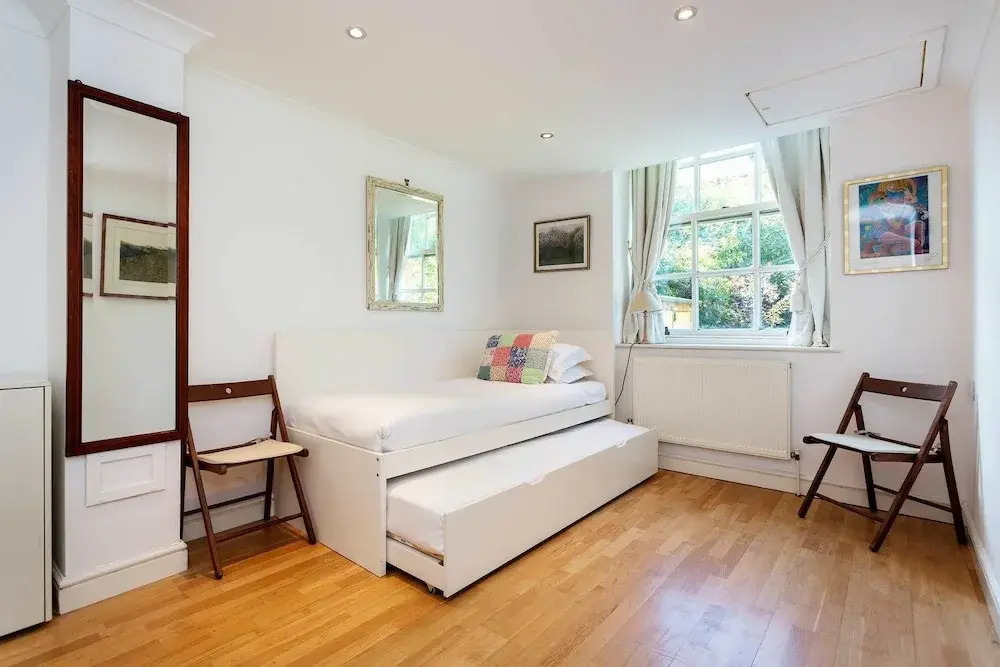 Tranquility in Ladbroke Grove