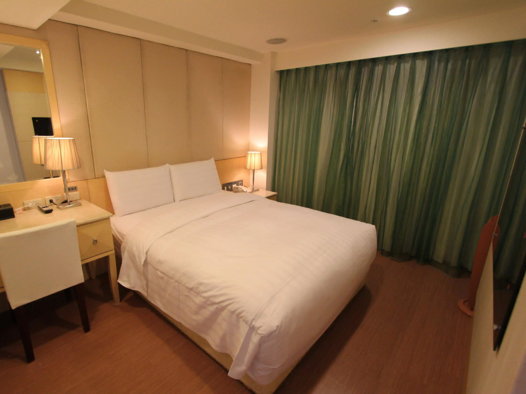 Shihzuwan Hotel - Kaohsiung Station