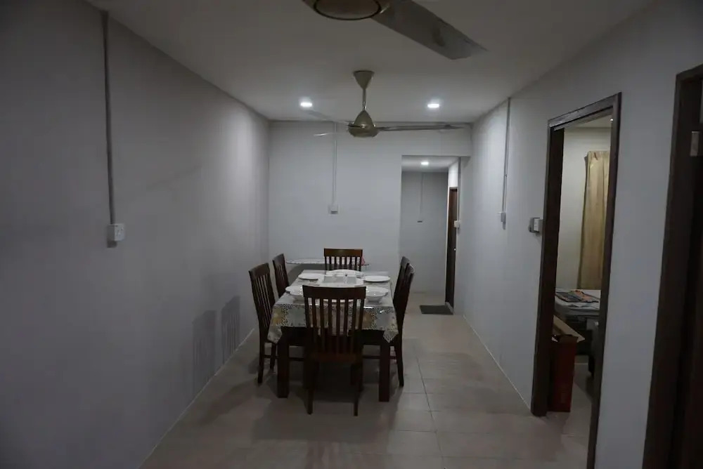 Sakura Bandar Semariang Guest House