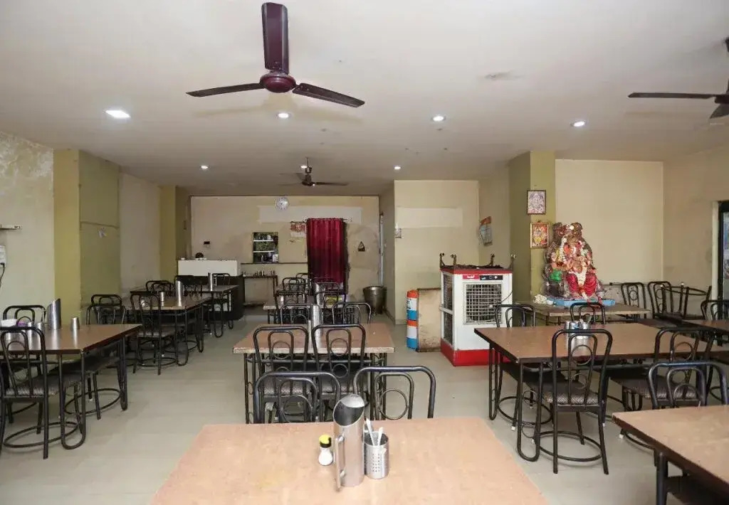 Hotel Sunrise by OYO Rooms