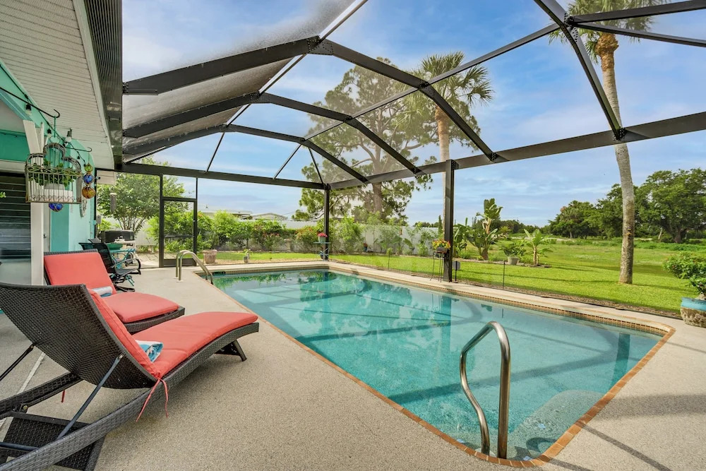 Saltwater Pool | Coastal Family Retreat