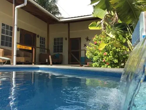 Amandas Place Casita Carinosa - pool and tropical garden