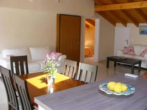 Love Greece Apartments