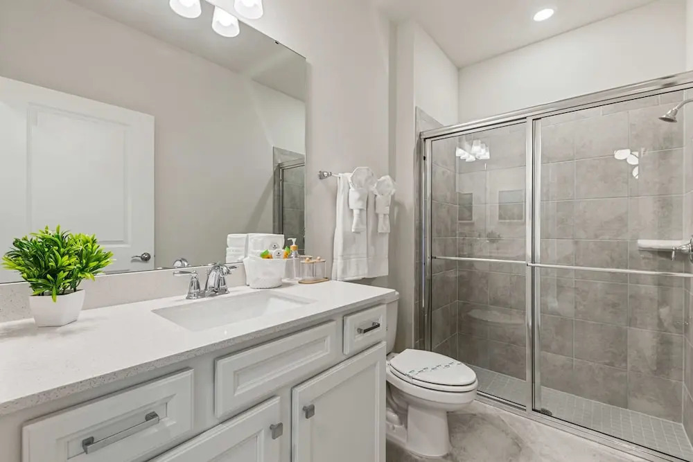 Stunning 5Bd w Pool Game Room Near Disney 16172