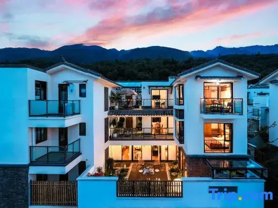 Courtyard Homestay