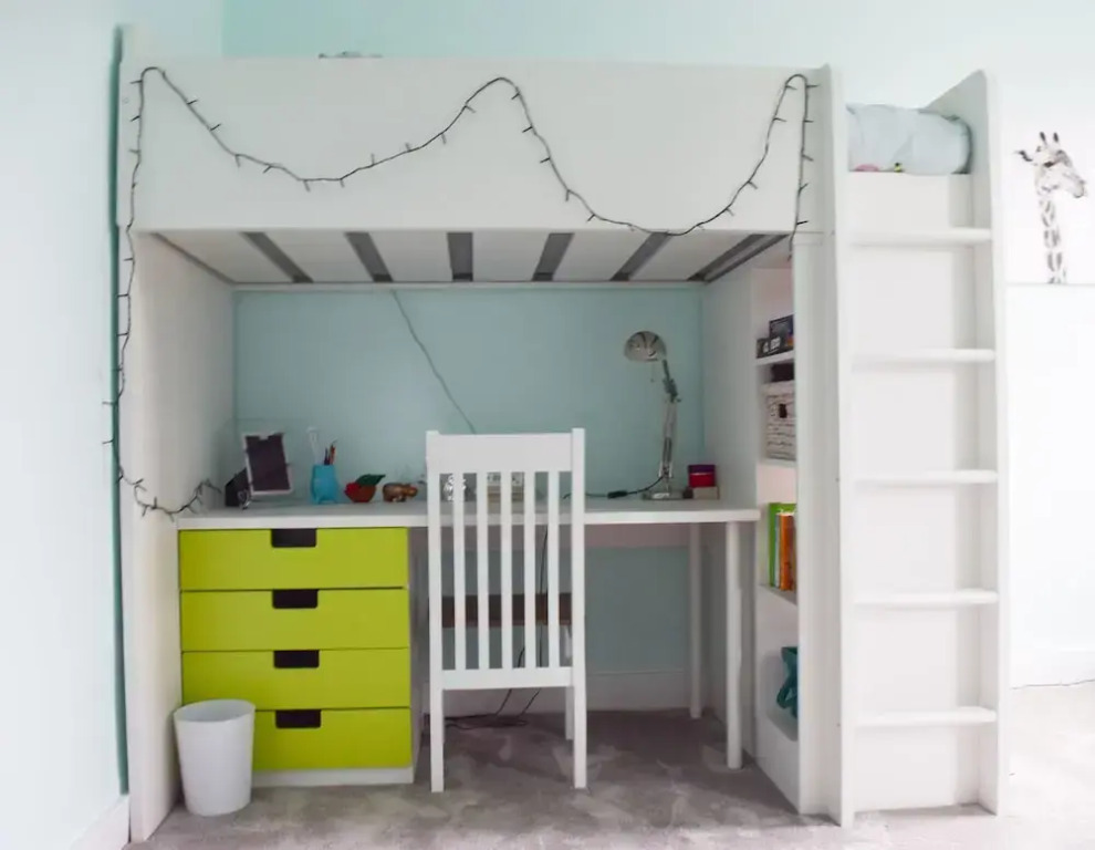 Large 3 Bedroom Family Home in Tooting