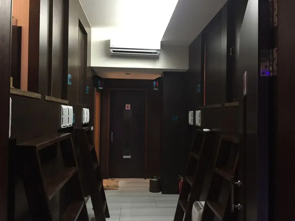 Capsule Hostel