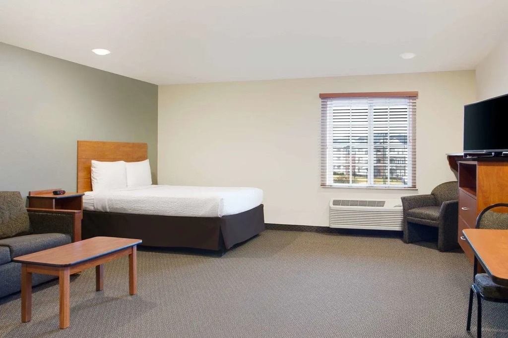WoodSpring Suites Virginia Beach