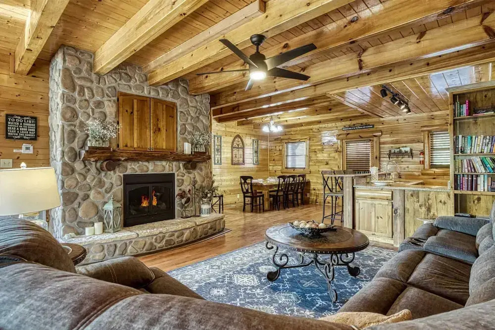 Prestigious Luxury Pool Game Room Mtn Views