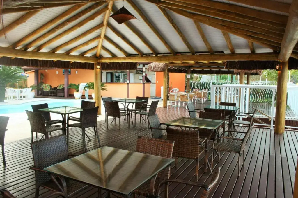 Maresias Hostel & Suites